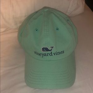 Vineyard vines hat